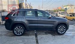 جیپ گراند شیرۆکی